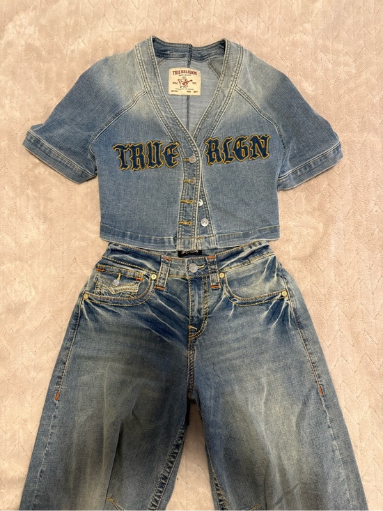 True Religion Denim - True Religion Women’s ' Light Blue Denim Logo Button-Front Top
